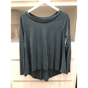 American Eagle green top